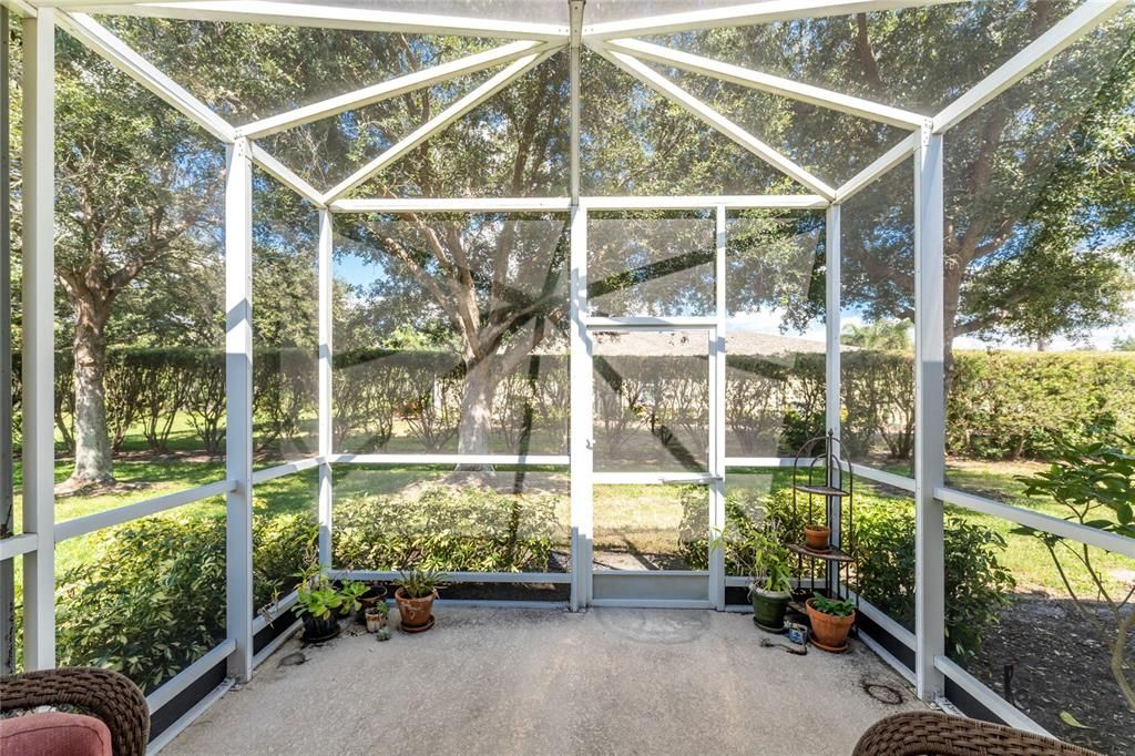 На продажу: $320,000 (2 спален, 2 ванн, 1501 Квадратных фут)