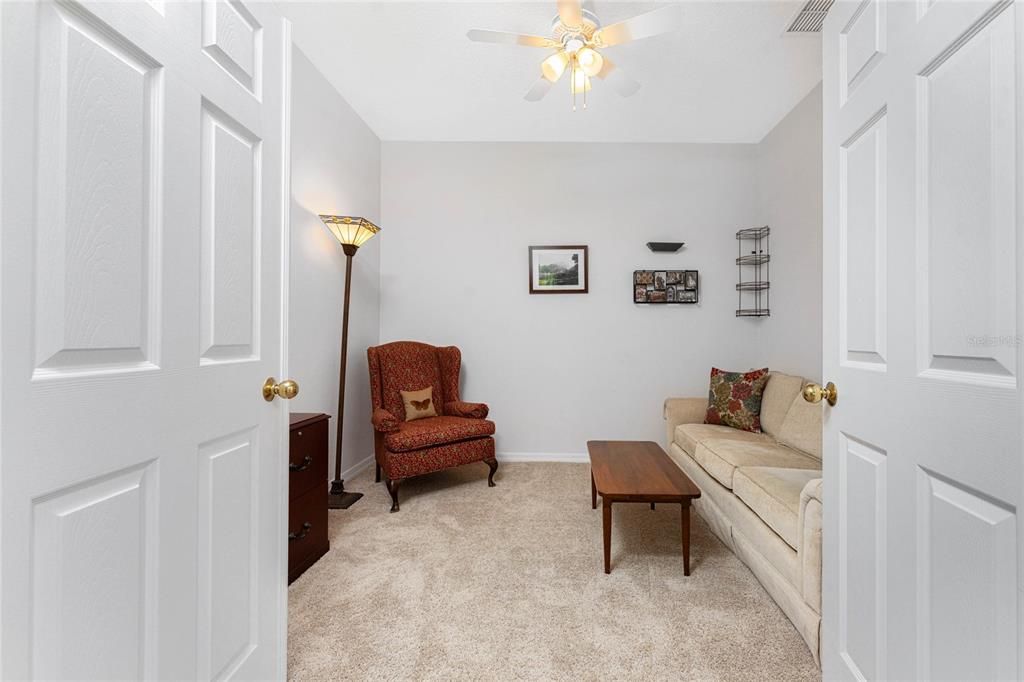 На продажу: $320,000 (2 спален, 2 ванн, 1501 Квадратных фут)