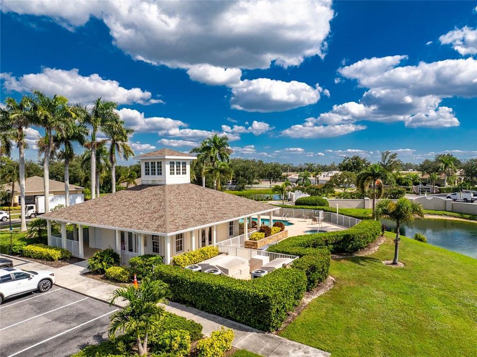 На продажу: $320,000 (2 спален, 2 ванн, 1501 Квадратных фут)