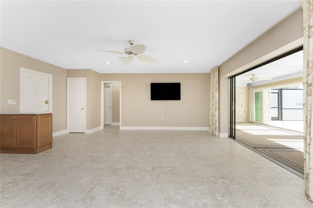 For Sale: $495,000 (3 beds, 2 baths, 1750 Square Feet)