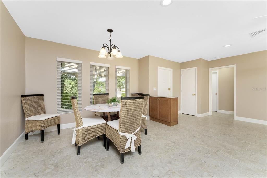 For Sale: $495,000 (3 beds, 2 baths, 1750 Square Feet)