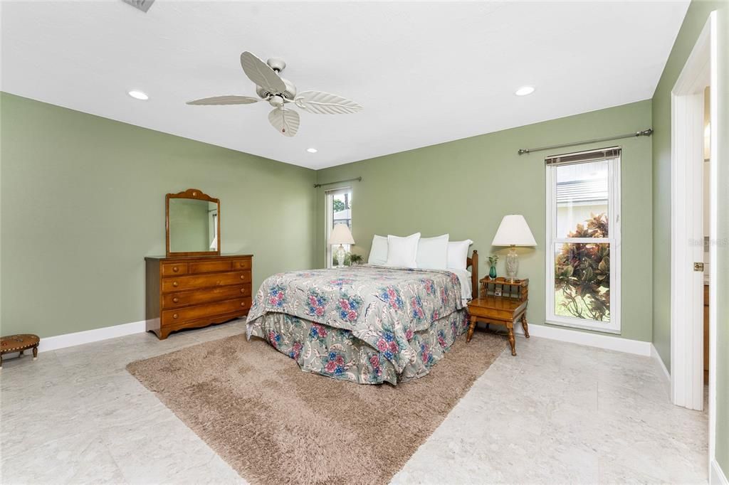 For Sale: $495,000 (3 beds, 2 baths, 1750 Square Feet)