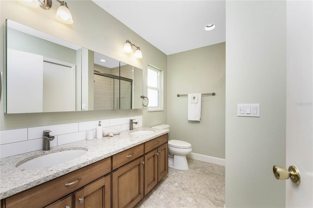 For Sale: $495,000 (3 beds, 2 baths, 1750 Square Feet)