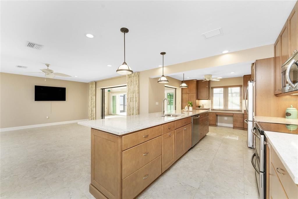 For Sale: $495,000 (3 beds, 2 baths, 1750 Square Feet)