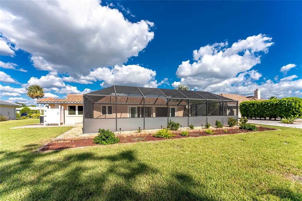 For Sale: $495,000 (3 beds, 2 baths, 1750 Square Feet)