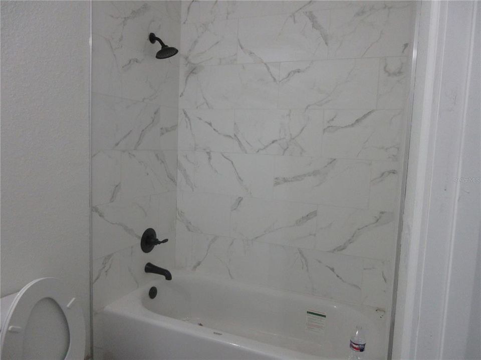 待售: $219,900 (3 贝兹, 2 浴室, 1231 平方英尺)