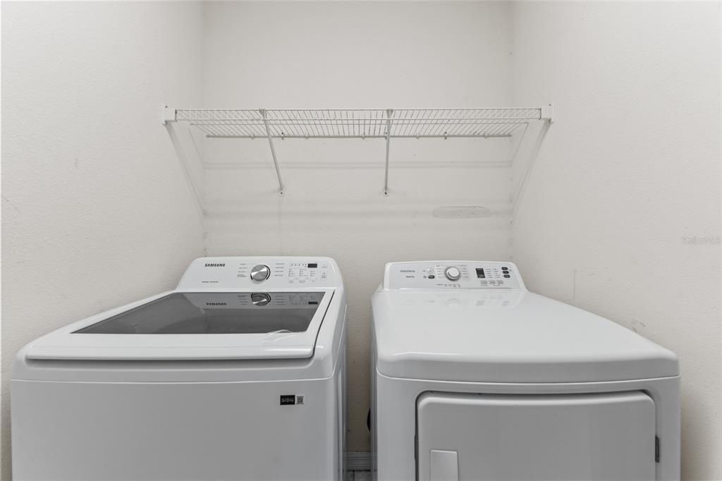 For Sale: $180,000 (2 beds, 2 baths, 1176 Square Feet)