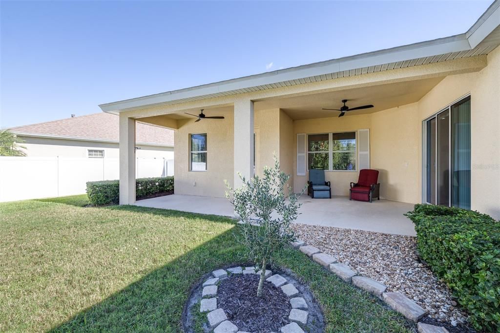 Active With Contract: $574,999 (4 beds, 3 baths, 2934 Square Feet)