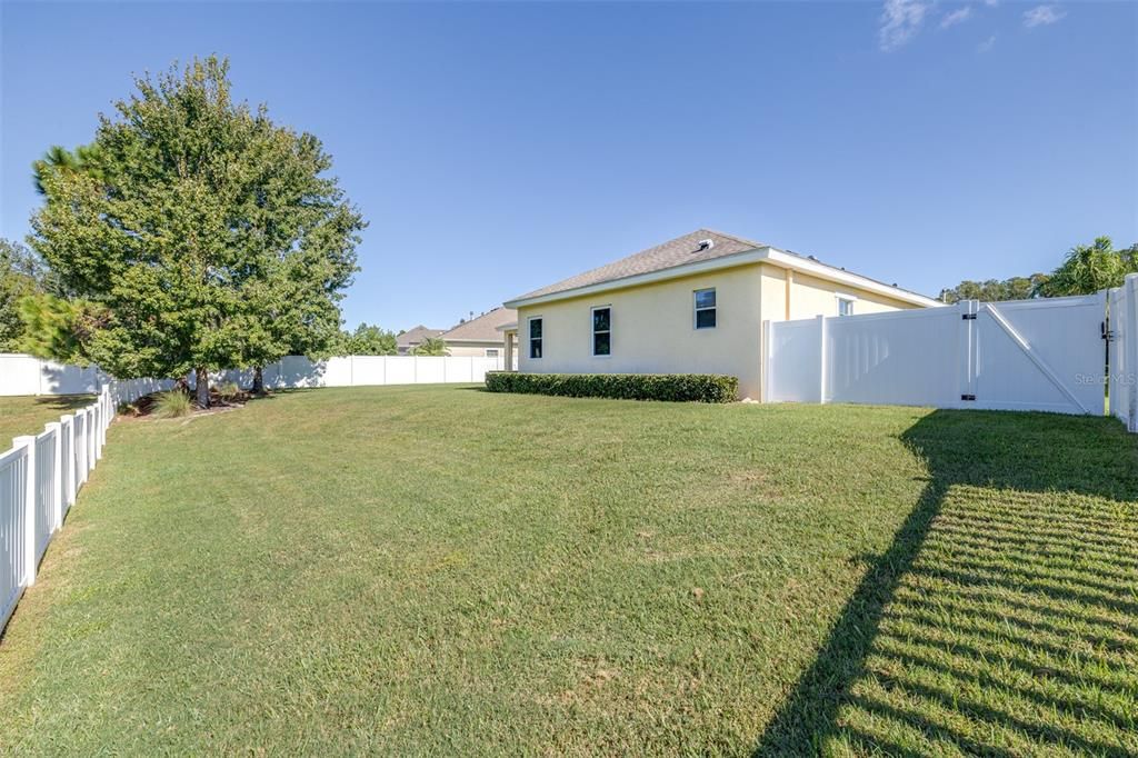 Active With Contract: $574,999 (4 beds, 3 baths, 2934 Square Feet)