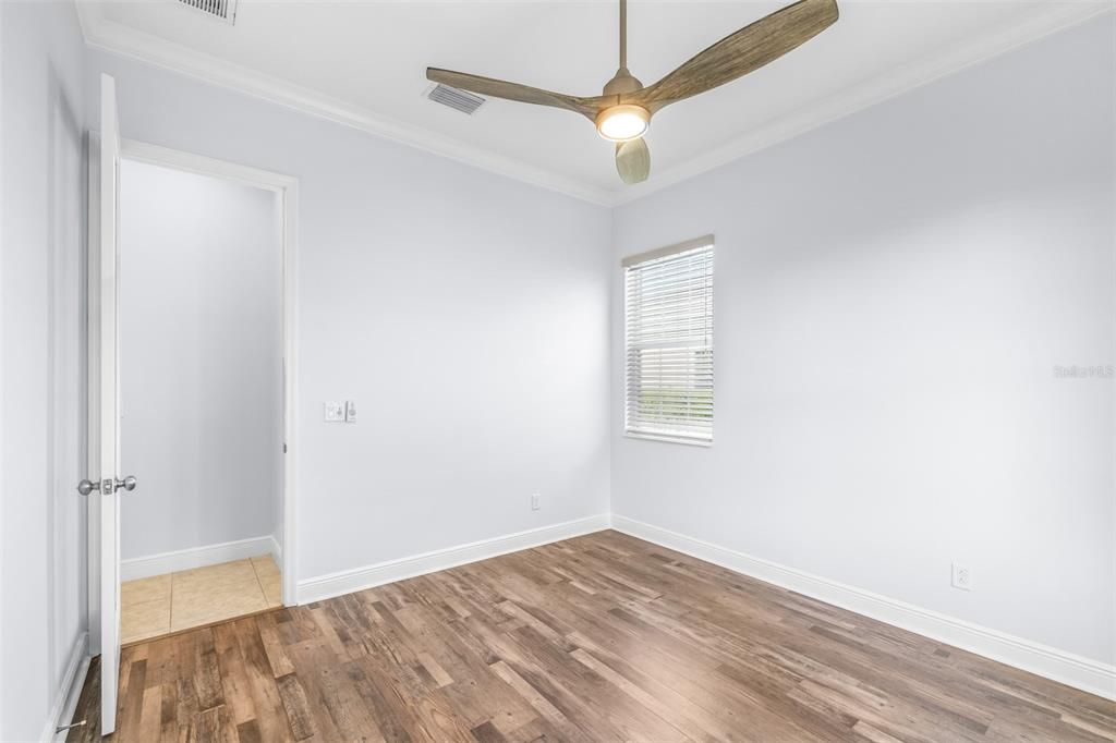 Active With Contract: $574,999 (4 beds, 3 baths, 2934 Square Feet)