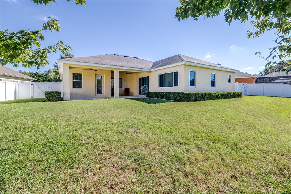 Active With Contract: $574,999 (4 beds, 3 baths, 2934 Square Feet)