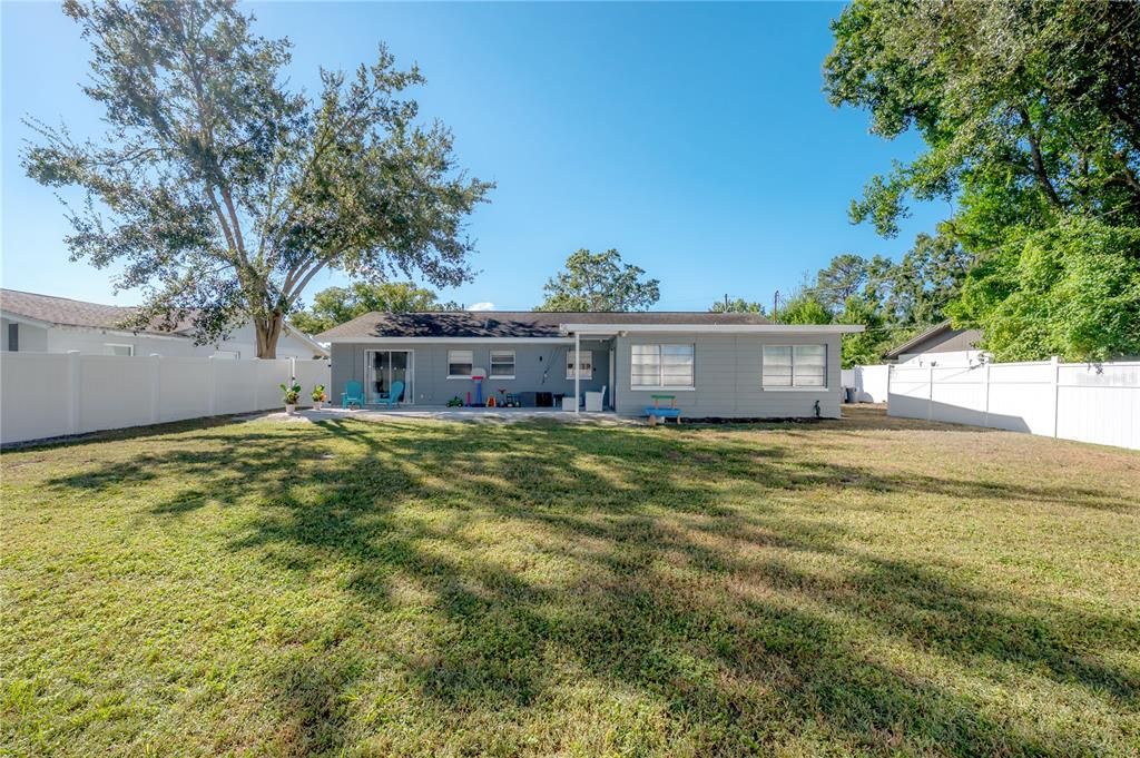 For Sale: $425,000 (3 beds, 2 baths, 1390 Square Feet)