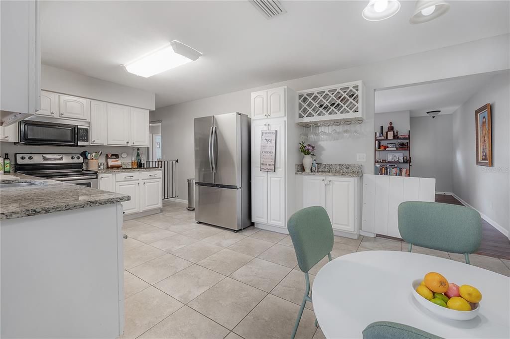 For Sale: $425,000 (3 beds, 2 baths, 1390 Square Feet)