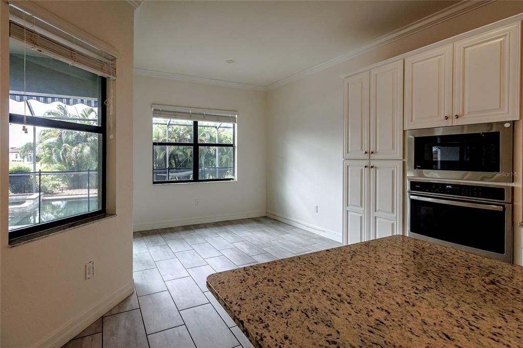 En Renta: $4,445 (4 camas, 2 baños, 2365 Pies cuadrados)