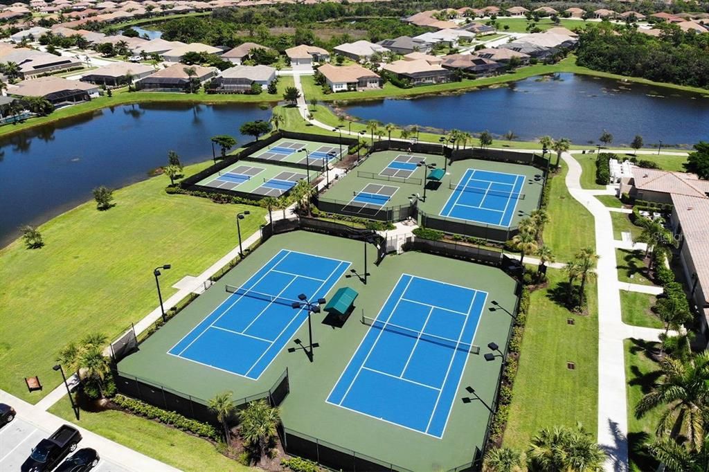 En Renta: $4,445 (4 camas, 2 baños, 2365 Pies cuadrados)