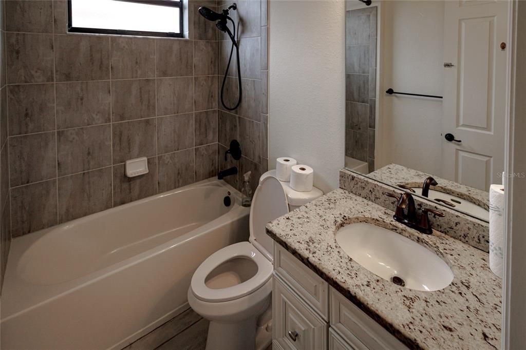 En Renta: $4,445 (4 camas, 2 baños, 2365 Pies cuadrados)