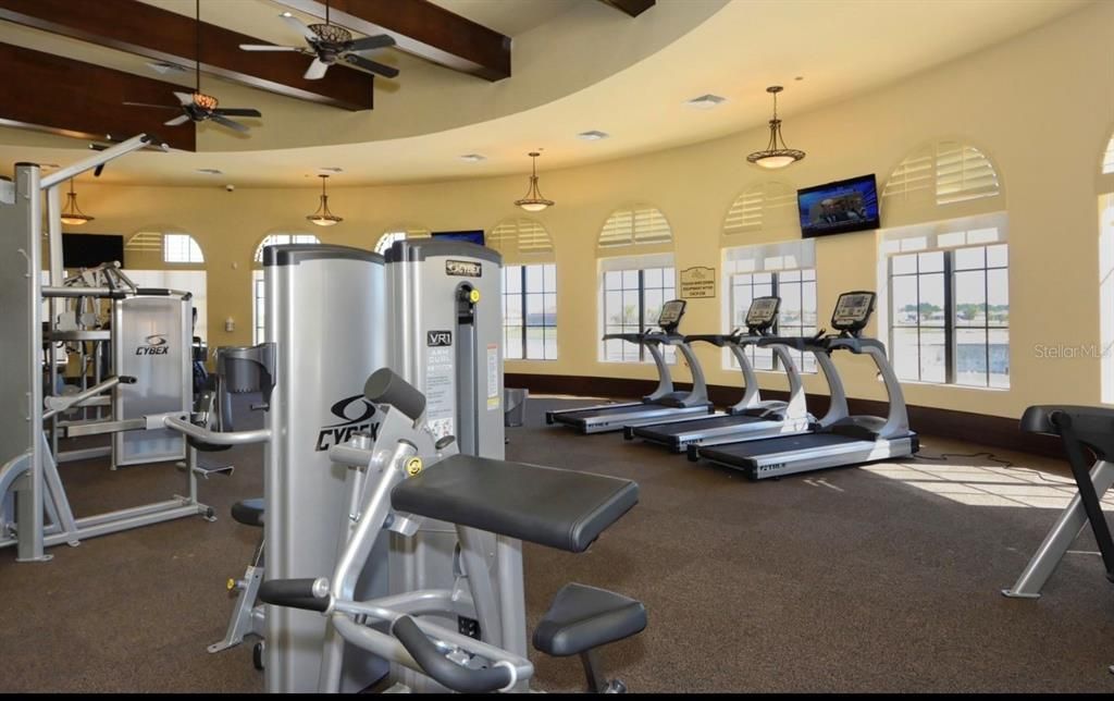 En Renta: $4,445 (4 camas, 2 baños, 2365 Pies cuadrados)