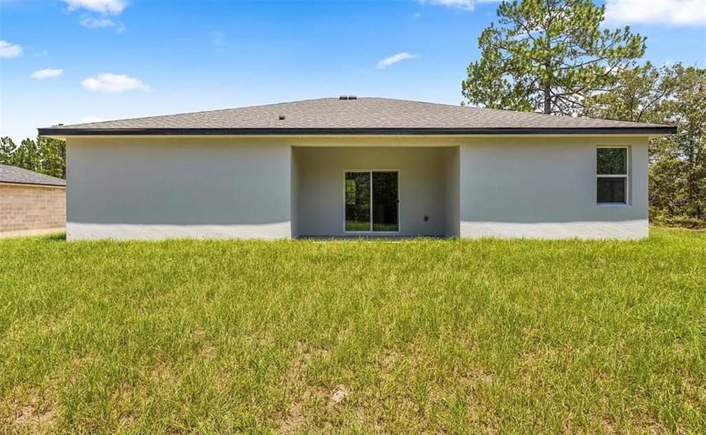 В аренду: $1,950 (4 спален, 3 ванн, 1827 Квадратных фут)