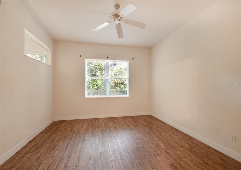 待售: $309,900 (3 贝兹, 2 浴室, 1684 平方英尺)