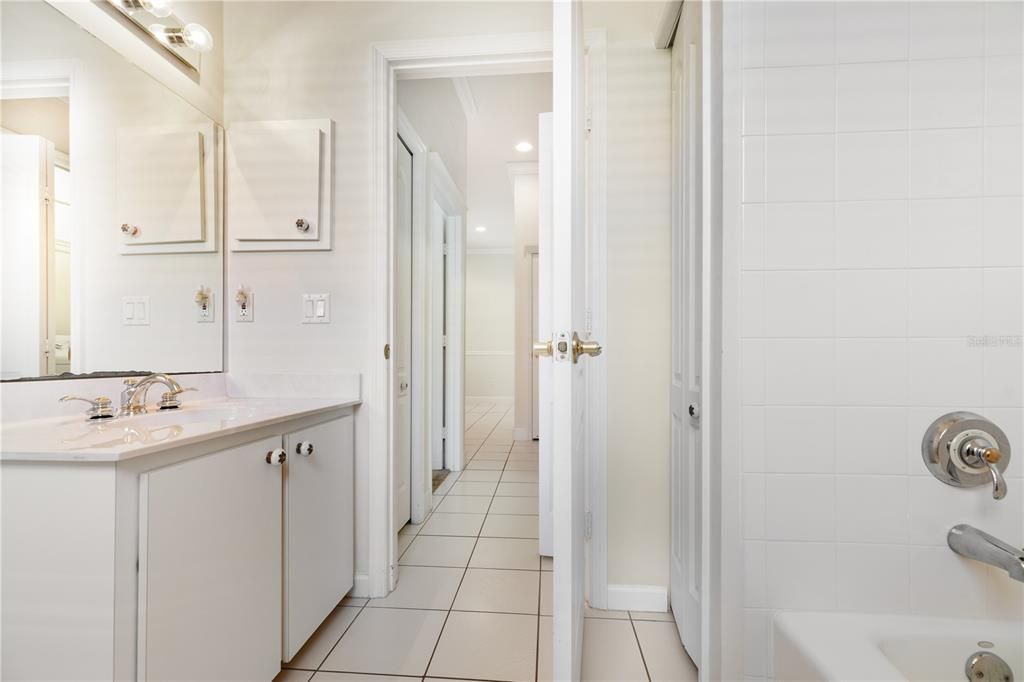 待售: $309,900 (3 贝兹, 2 浴室, 1684 平方英尺)