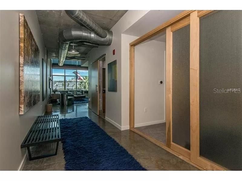 В аренду: $4,800 (2 спален, 2 ванн, 1631 Квадратных фут)