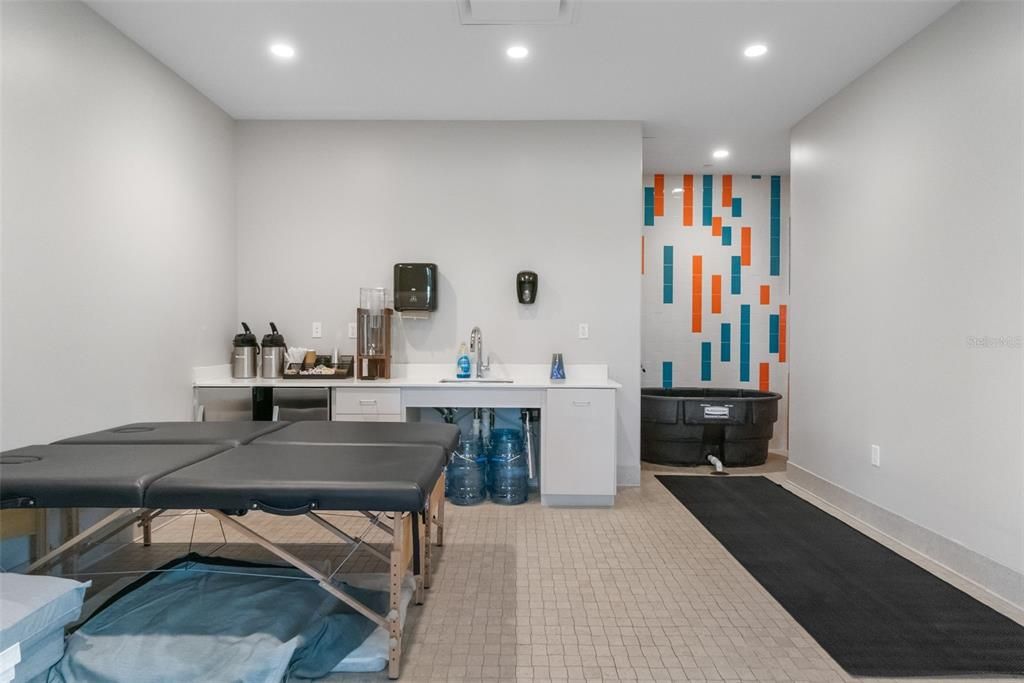 На продажу: $3,150,000 (4 спален, 4 ванн, 3938 Квадратных фут)