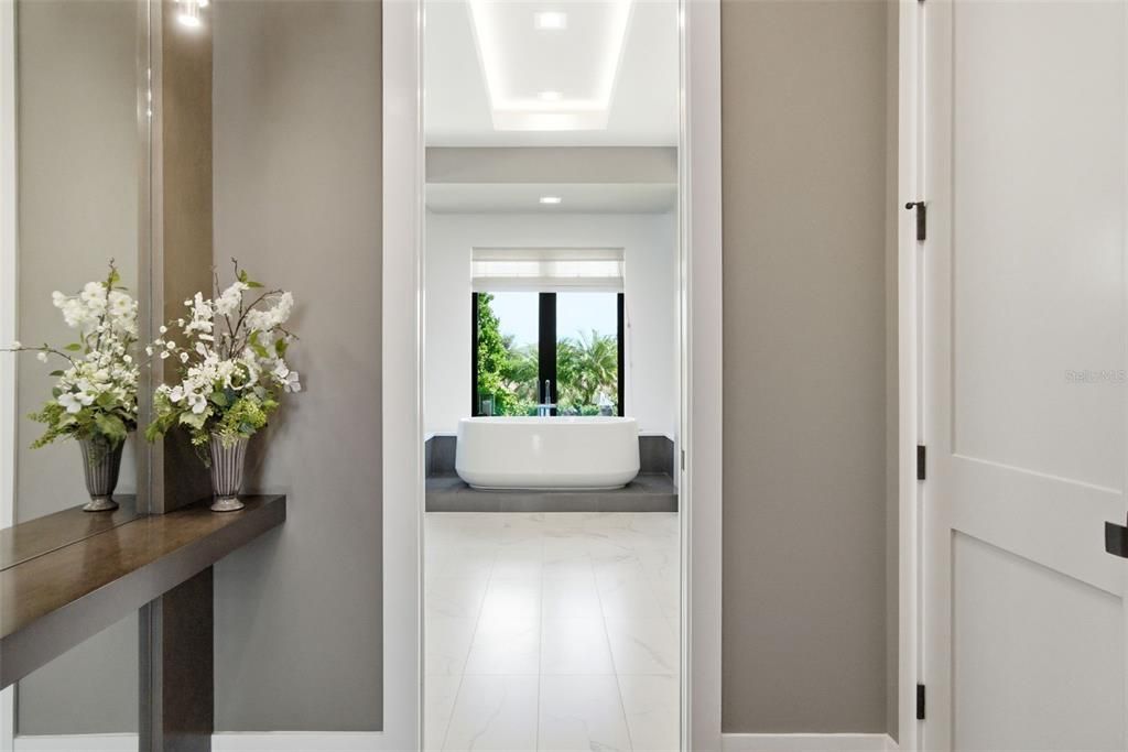 На продажу: $3,150,000 (4 спален, 4 ванн, 3938 Квадратных фут)