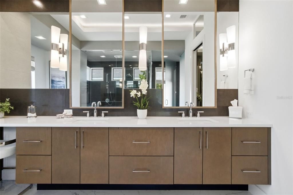 На продажу: $3,150,000 (4 спален, 4 ванн, 3938 Квадратных фут)