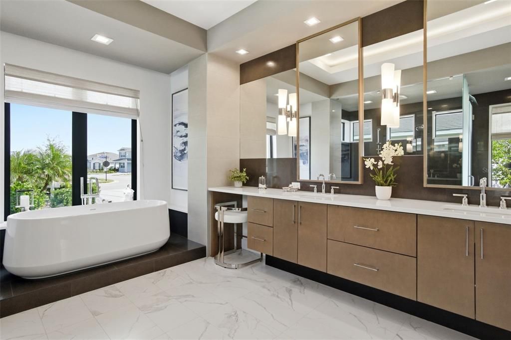 На продажу: $3,150,000 (4 спален, 4 ванн, 3938 Квадратных фут)