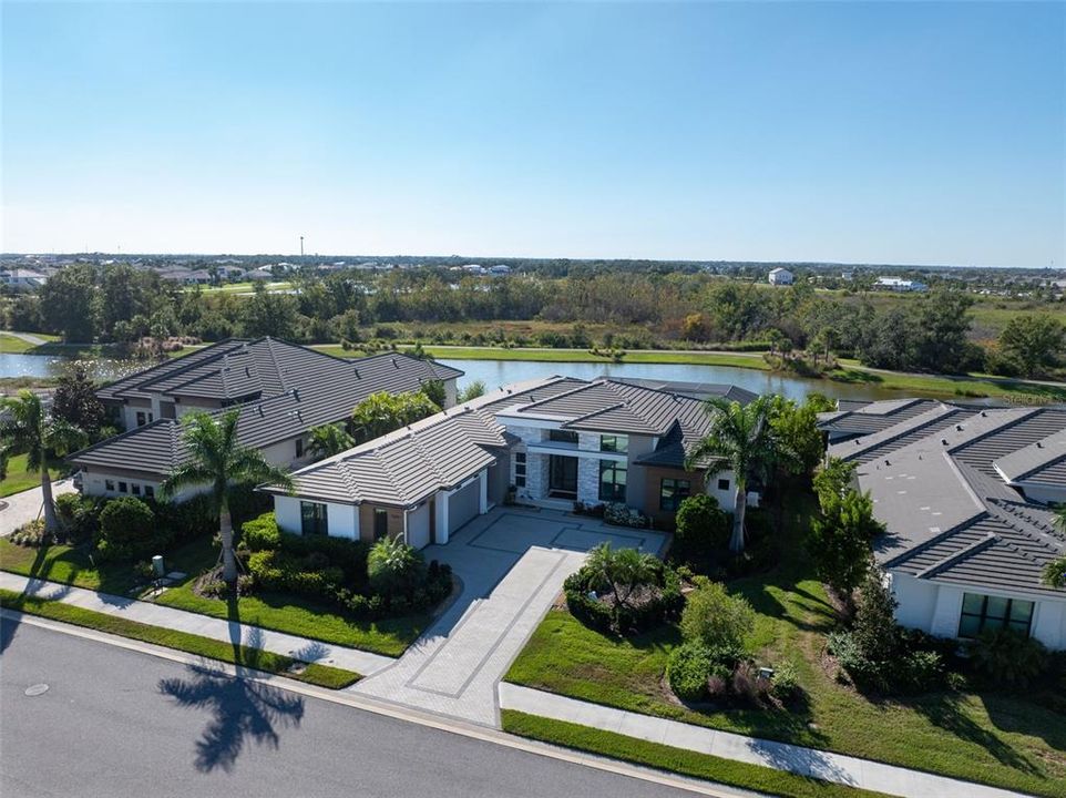 На продажу: $3,150,000 (4 спален, 4 ванн, 3938 Квадратных фут)