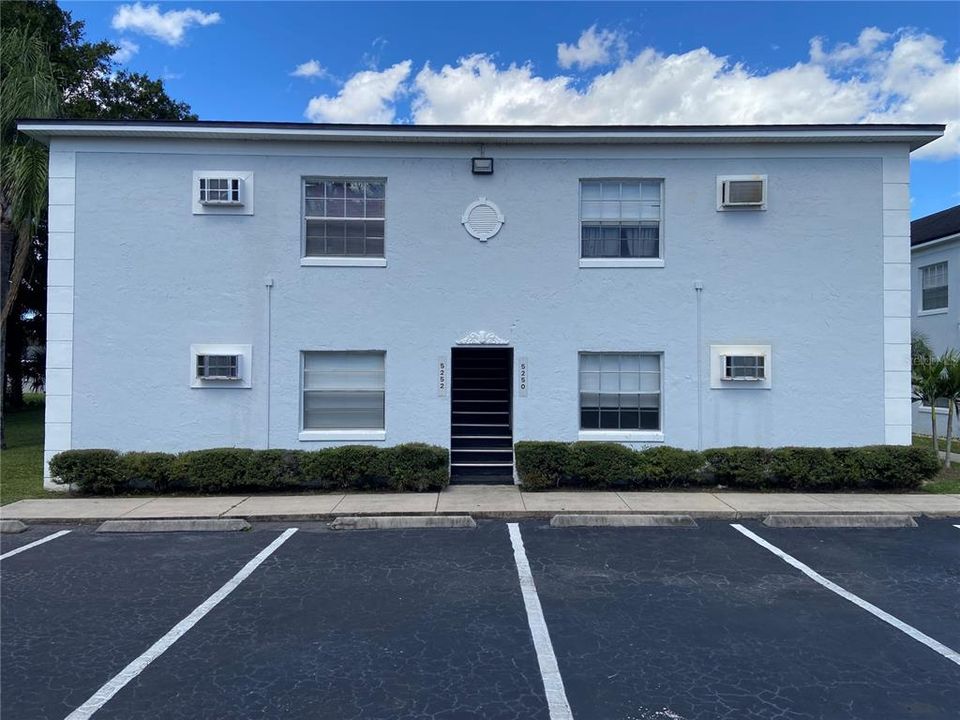 最近租的: $1,095 (1 贝兹, 1 浴室, 540 平方英尺)