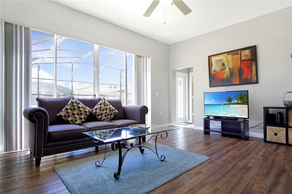 Active With Contract: $2,450 (5 beds, 3 baths, 2345 Square Feet)