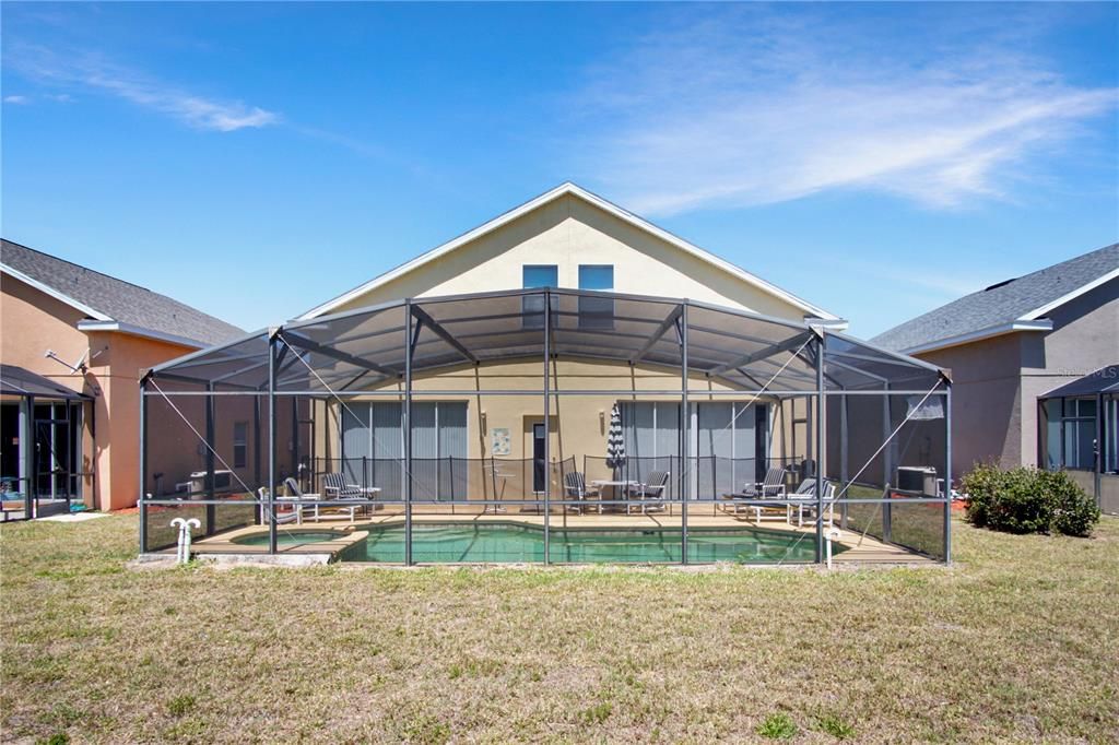 Active With Contract: $2,450 (5 beds, 3 baths, 2345 Square Feet)