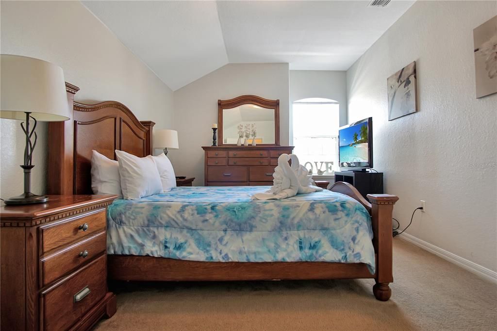 Active With Contract: $2,450 (5 beds, 3 baths, 2345 Square Feet)