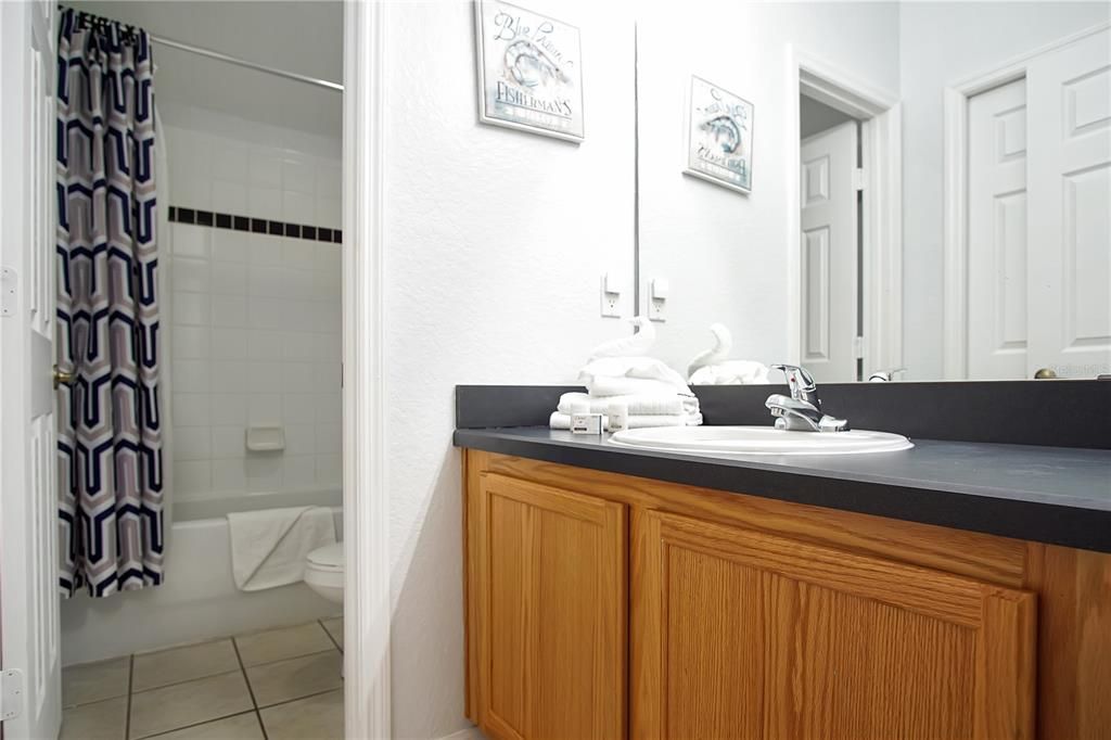 Active With Contract: $2,450 (5 beds, 3 baths, 2345 Square Feet)