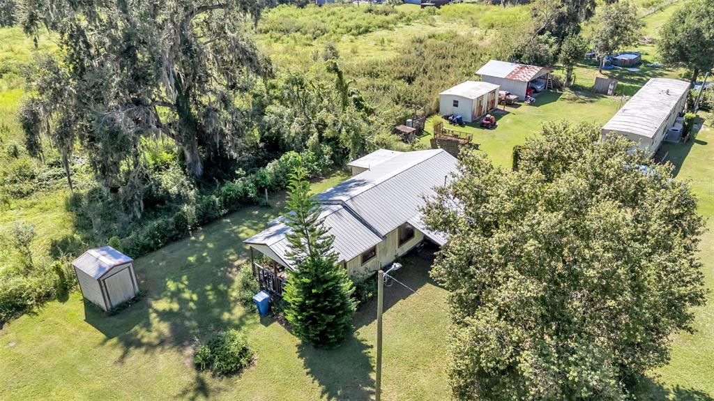 For Sale: $169,999 (1 beds, 1 baths, 666 Square Feet)