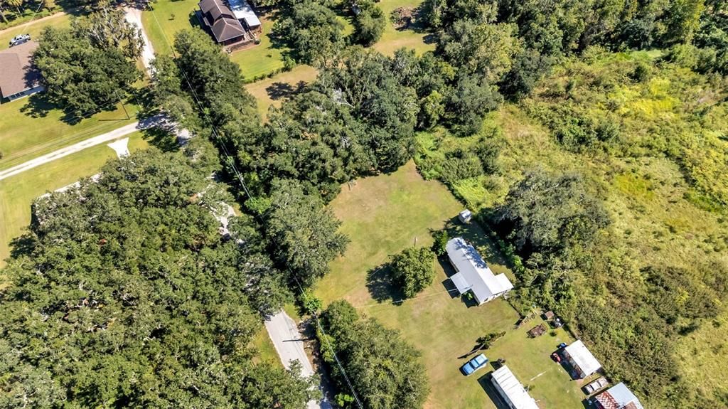 For Sale: $169,999 (1 beds, 1 baths, 666 Square Feet)