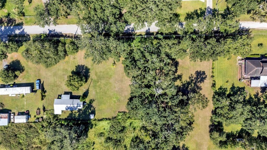 For Sale: $169,999 (1 beds, 1 baths, 666 Square Feet)