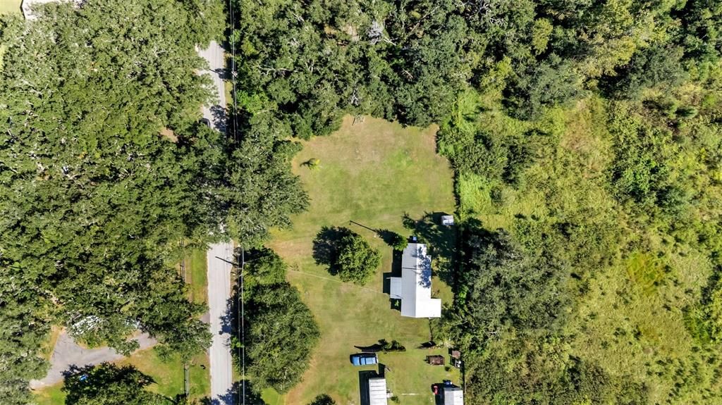 For Sale: $169,999 (1 beds, 1 baths, 666 Square Feet)