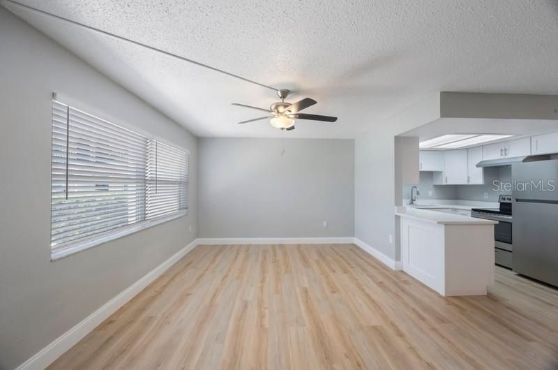 出租: $1,695 (1 贝兹, 1 浴室, 14910 平方英尺)