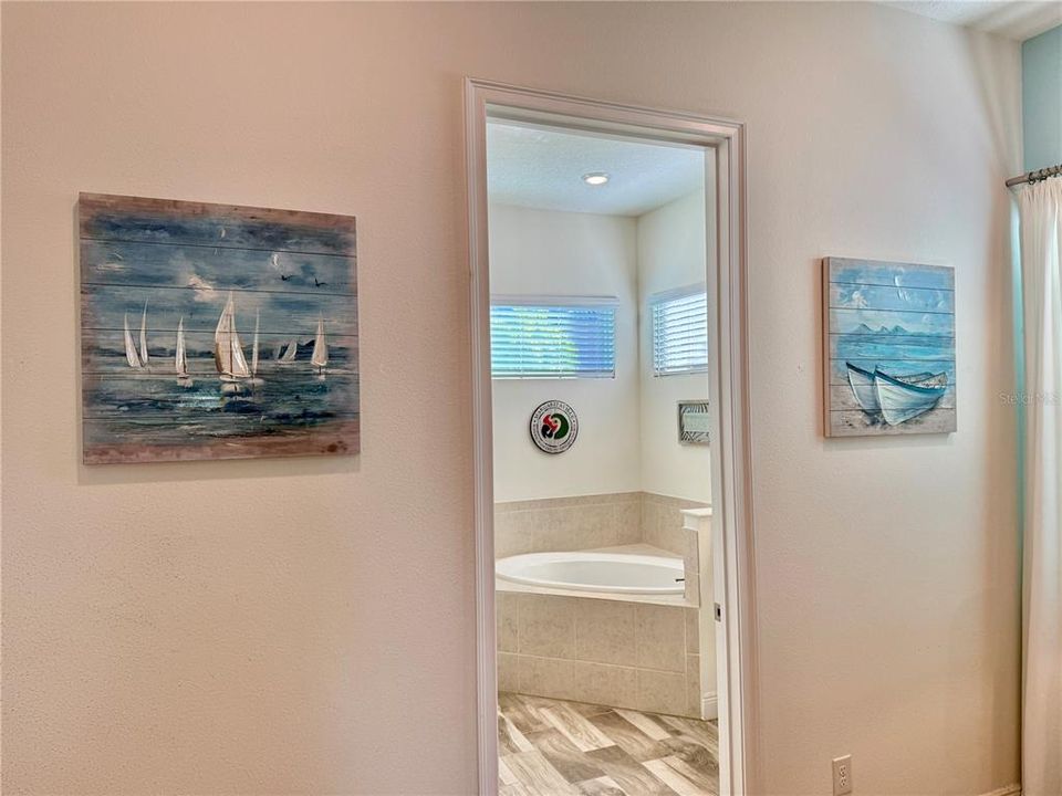 待售: $779,000 (4 贝兹, 4 浴室, 1850 平方英尺)