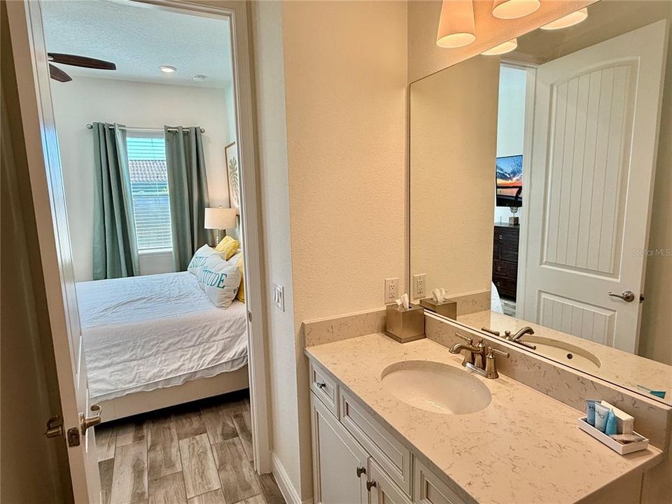 待售: $779,000 (4 贝兹, 4 浴室, 1850 平方英尺)