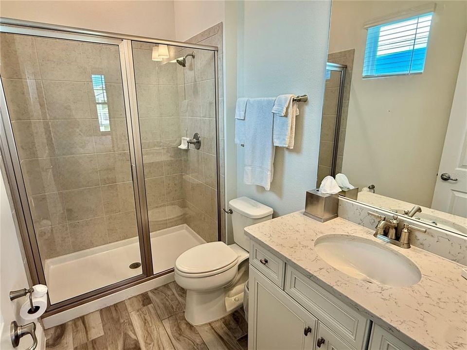 待售: $779,000 (4 贝兹, 4 浴室, 1850 平方英尺)