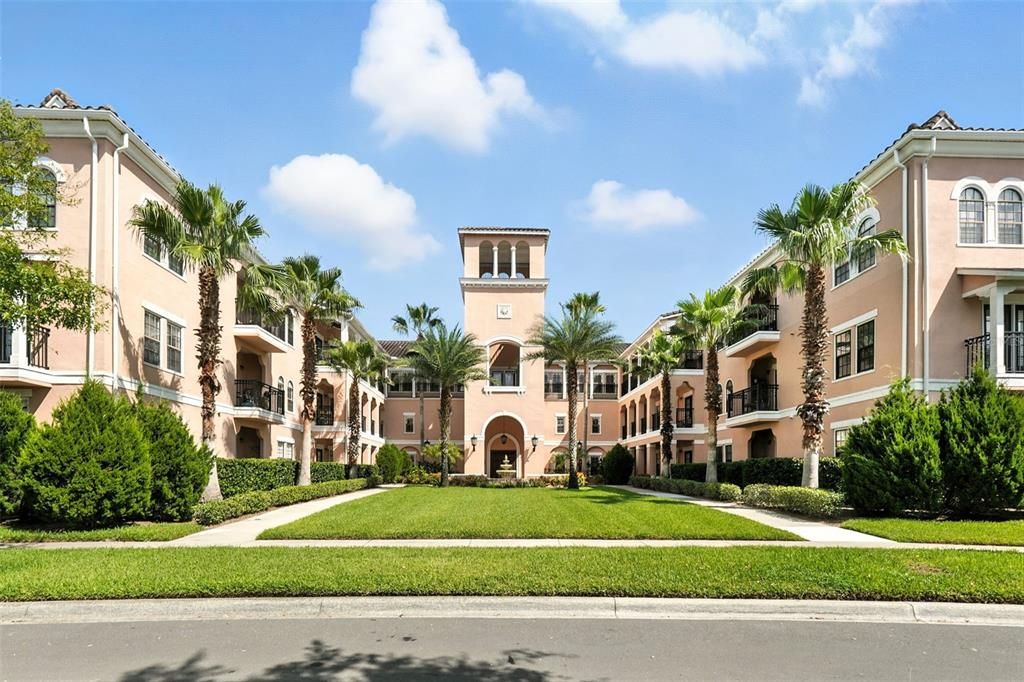 Active With Contract: $2,250 (2 beds, 2 baths, 1320 Square Feet)