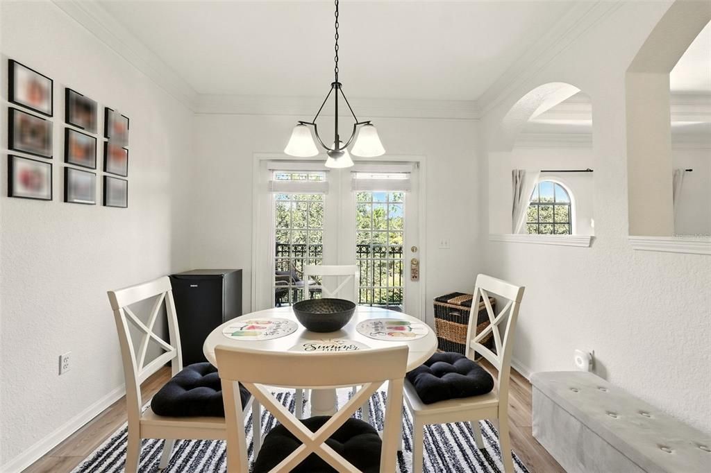 Active With Contract: $2,250 (2 beds, 2 baths, 1320 Square Feet)