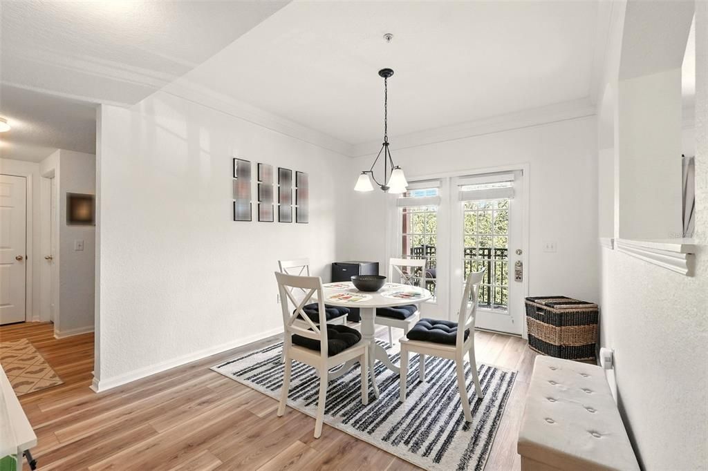 Active With Contract: $2,250 (2 beds, 2 baths, 1320 Square Feet)