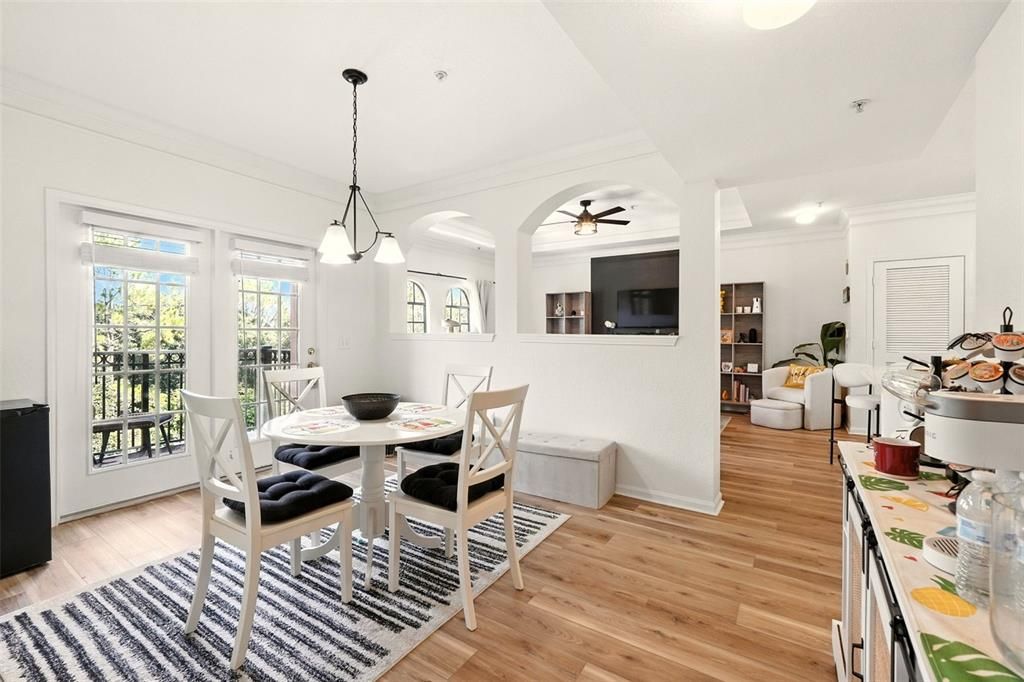 Active With Contract: $2,250 (2 beds, 2 baths, 1320 Square Feet)