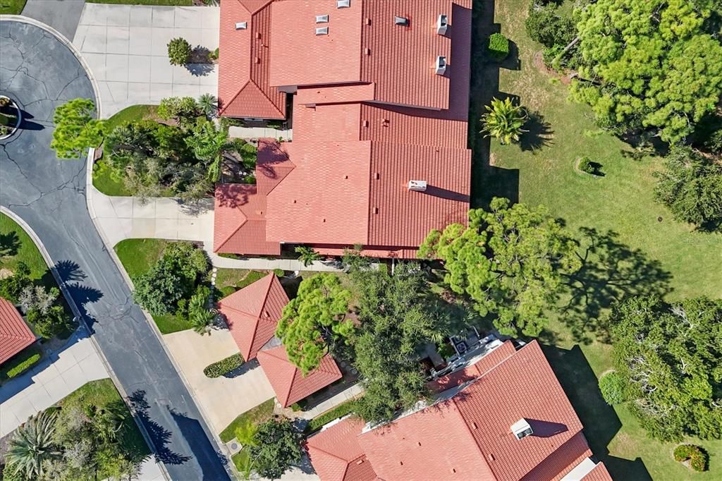 For Sale: $472,500 (2 beds, 2 baths, 1956 Square Feet)