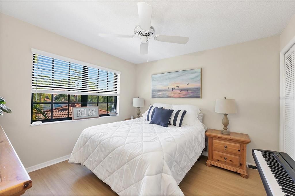 For Sale: $472,500 (2 beds, 2 baths, 1956 Square Feet)