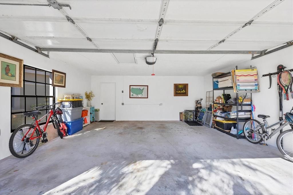 For Sale: $472,500 (2 beds, 2 baths, 1956 Square Feet)